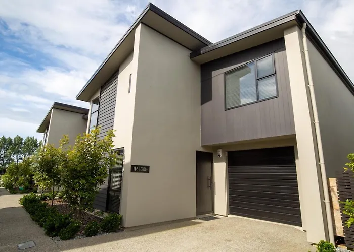 Nelson City Town House 10 Minute Walk To Town