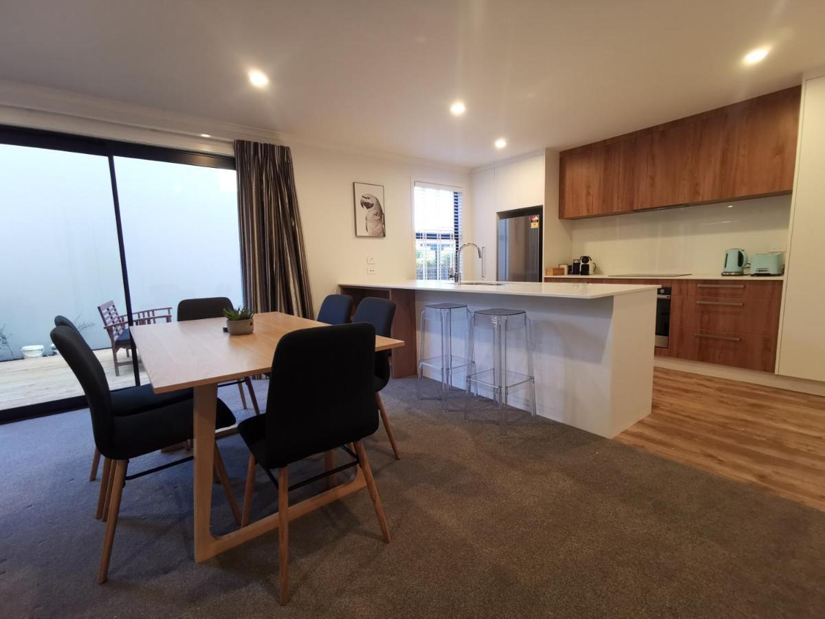 Apartment Town House 10 Minute Walk To Town Nelson